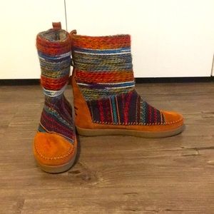 Toms Bright Colourful Nepal Boots